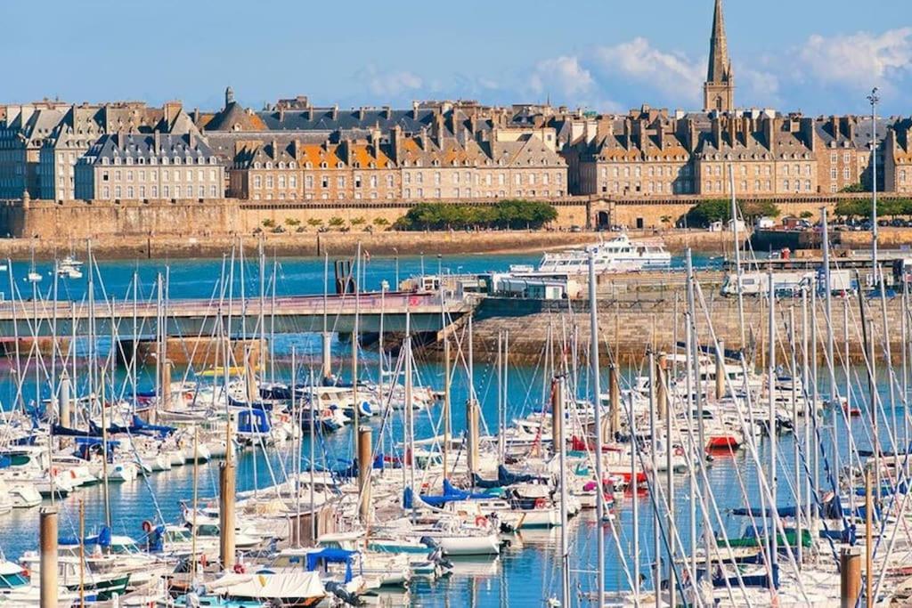 Charmante Maison A Evran Proche Dinan Et St Malo. 외부 사진